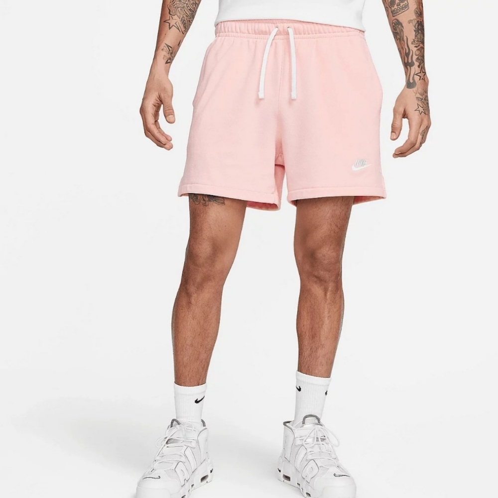 Nike standard fit above knee length pink XL